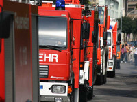 Feuerwehr-Info 2/2015 "Aus FSHG NRW wird BHKG NRW" (Bild: © auto-im-vergleich.de / pixelio.de)